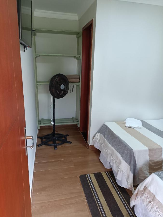 Alpha Hospedaria & Hostel Лондрина Экстерьер фото